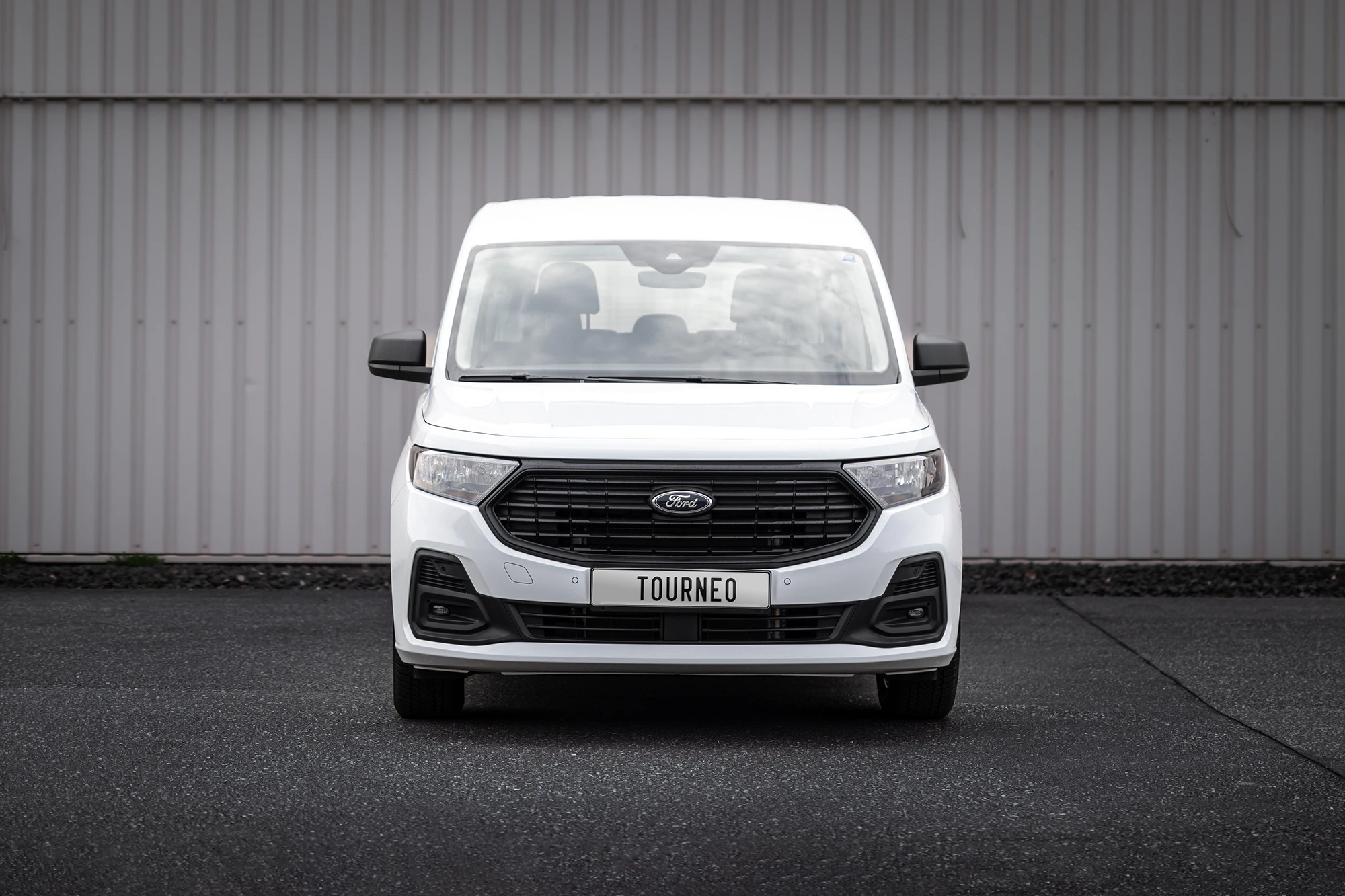 Ford Tourneo — Bad Kreuznach — Fotografie